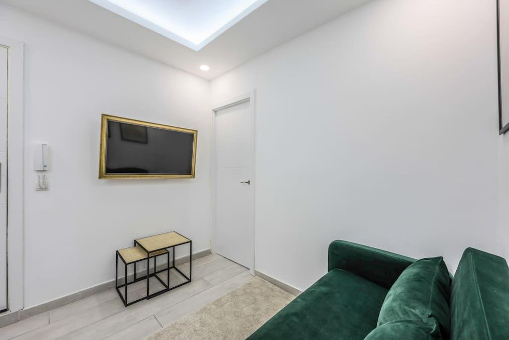 Luxe Apartment In Tetuan Madrid Exterior photo