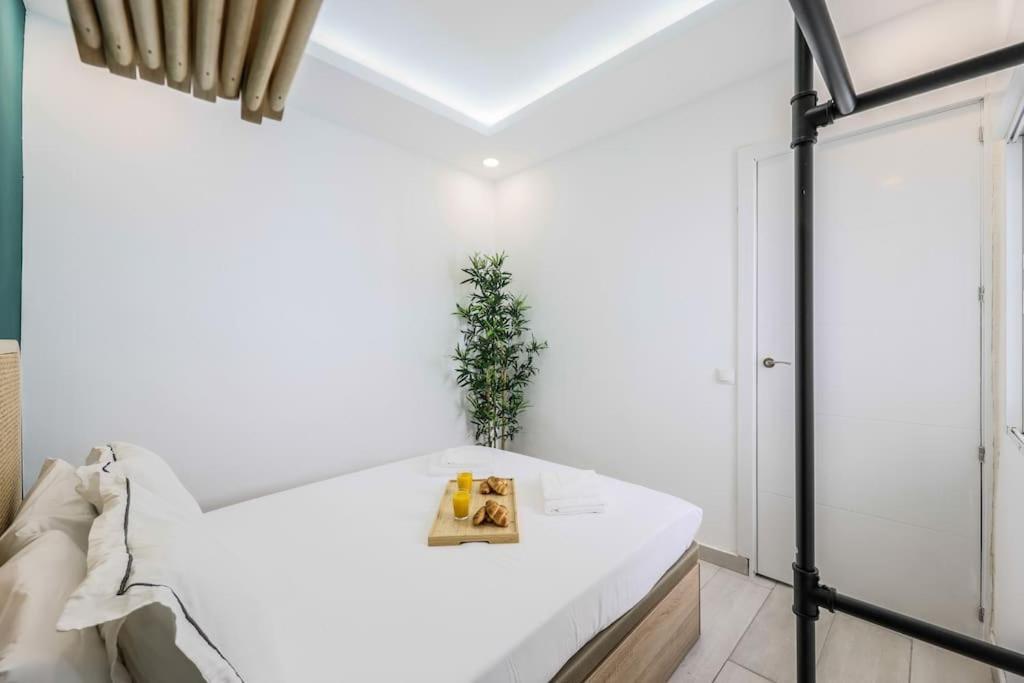 Luxe Apartment In Tetuan Madrid Exterior photo